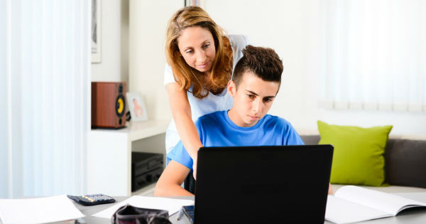 Evaluating_school_choice_homeschooling_vs_private_school-600x315