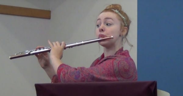 Helping_students_with_professional_performance_goals_600x315